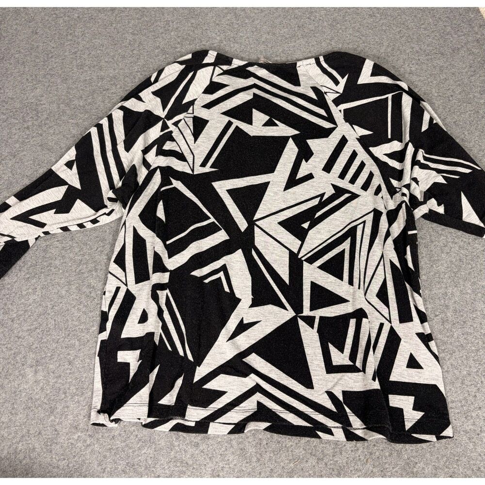 Forever 21 Women's L Black White Geometric Graphic Sweatshirt Pullover - Picture 2 of 8